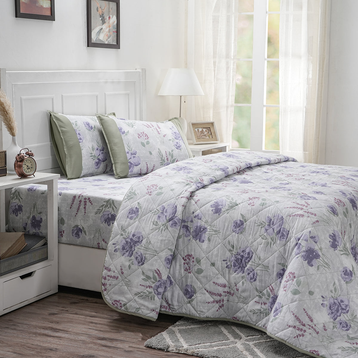 Optimist Bloom Soft Rose 4PC Quilt/Quilted Bed Cover Set