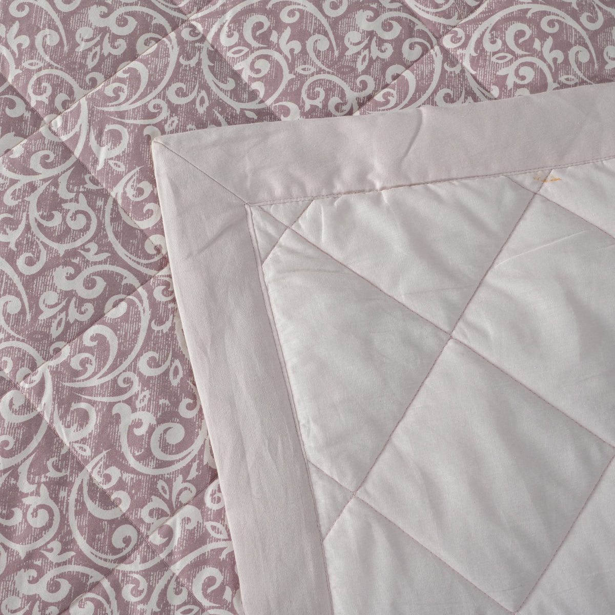 8PC Acanthus Serenity Visual Treat Quilted Quilt Set