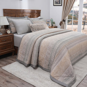 8Pcs Quilt/Quilted Bed Cover Set Eclectic Blend Neutral