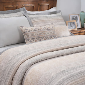 8Pcs Quilt/Quilted Bed Cover Set Eclectic Blend Neutral