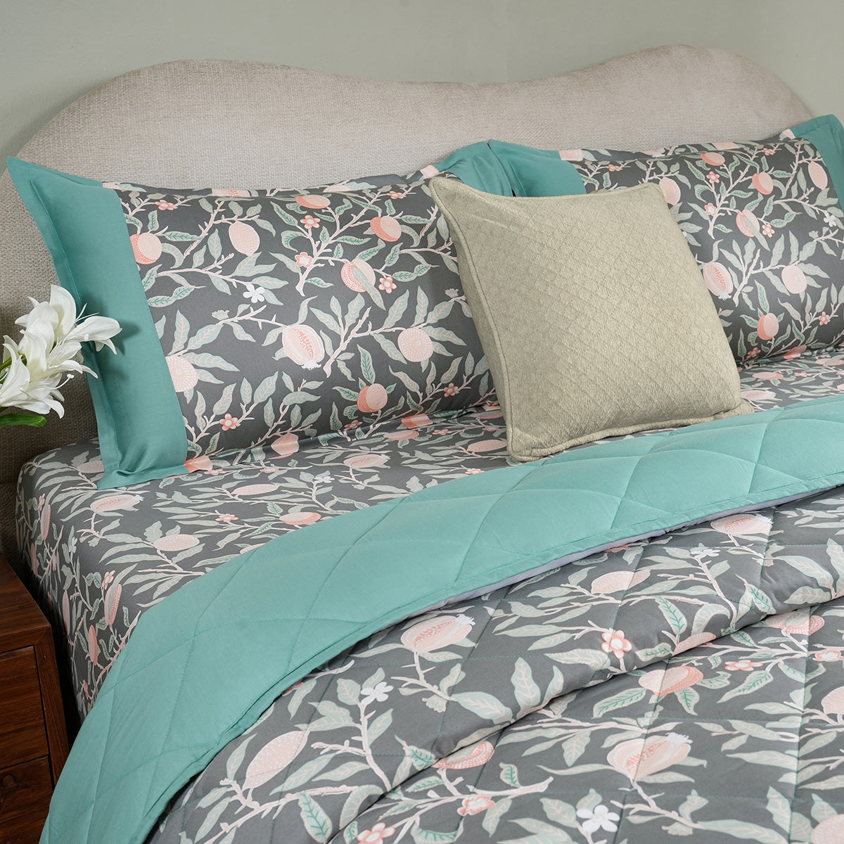 Sensory Bloom Granada 4 pcs Green Quilt Set
