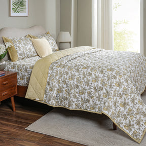 Sensory Bloom Fruity Foliage 4 pcs Mustard Quilt Set