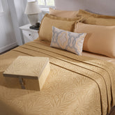 Classical Ornate Acorus Bliss Blend Cotton 8pcs Bed Cover Set Gold