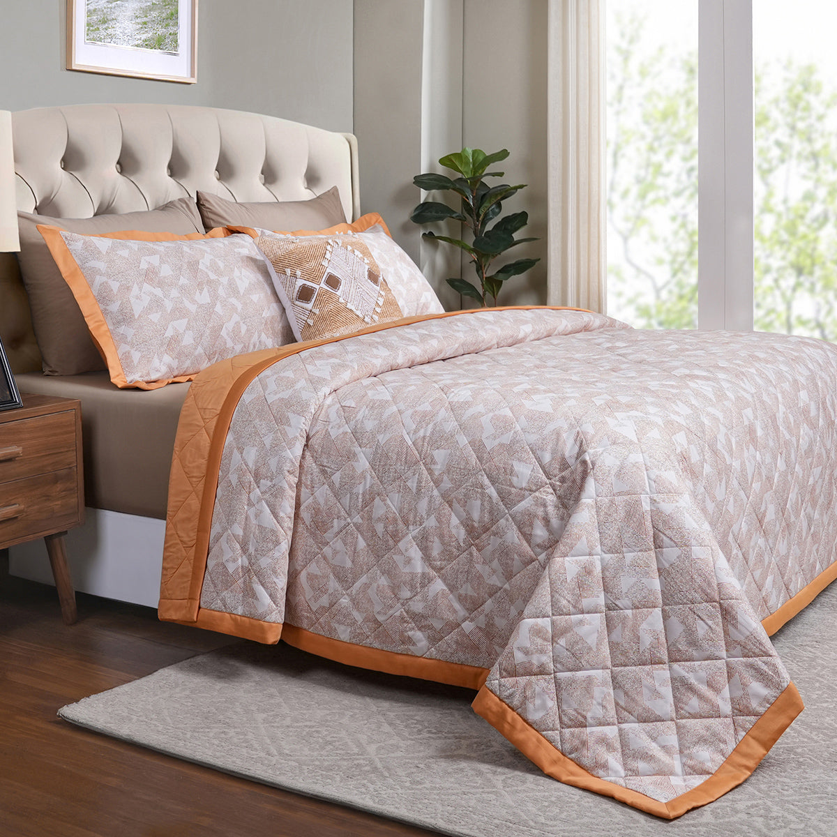 Eclectic Geo Triangle Rust 8pcs Quilt/Quilted Bed Cover