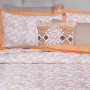 Eclectic Geo Triangle Rust 8pcs Quilt/Quilted Bed Cover