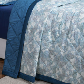 Eclectic Geo Triangle Blue 8pcs Quilt/Quilted Bed Cover