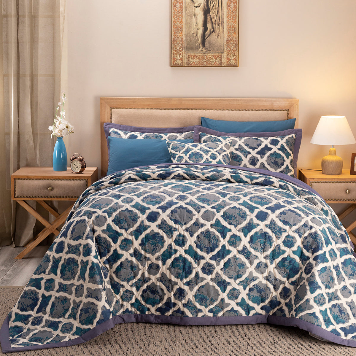 Nouveau Tradition Form Replay Blue Quilt Set