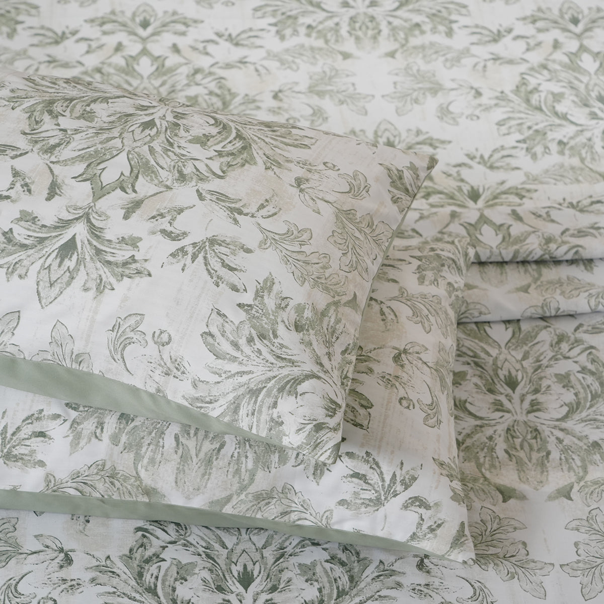 Tranquil Essence Napery Classic 100% Cotton Printed Green Bed Sheet with Pillow Case