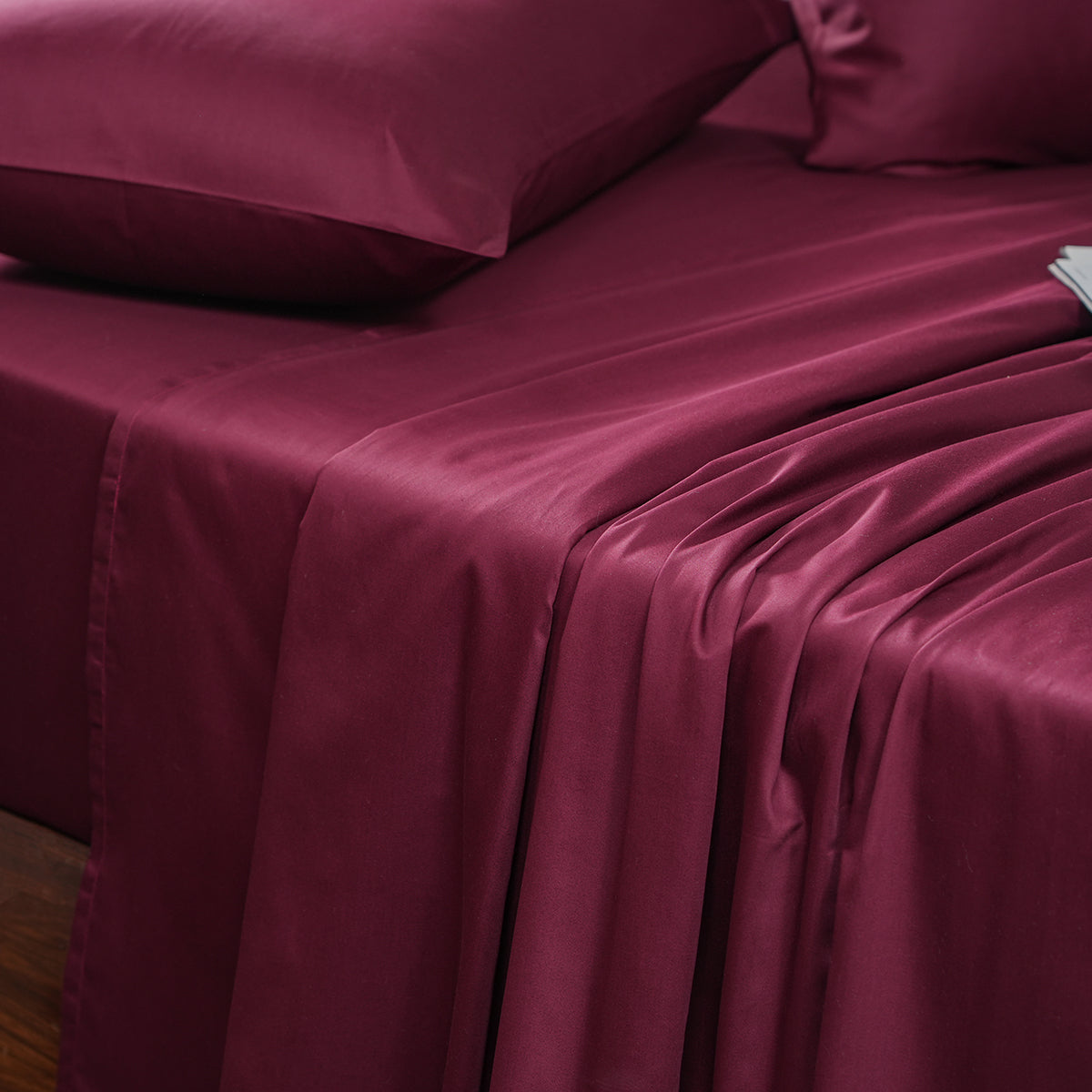 Melina Plain 100% Cotton Extra Soft & Luxurious Bed Sheet With Pillow Covers