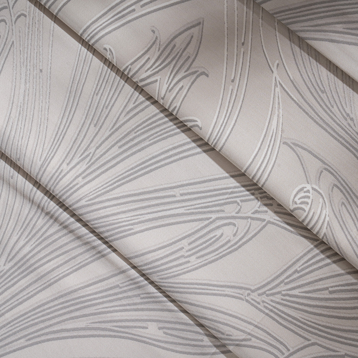 Classical Ornate Baroque Feathering Bed Sheet with Pillow Case Neutral