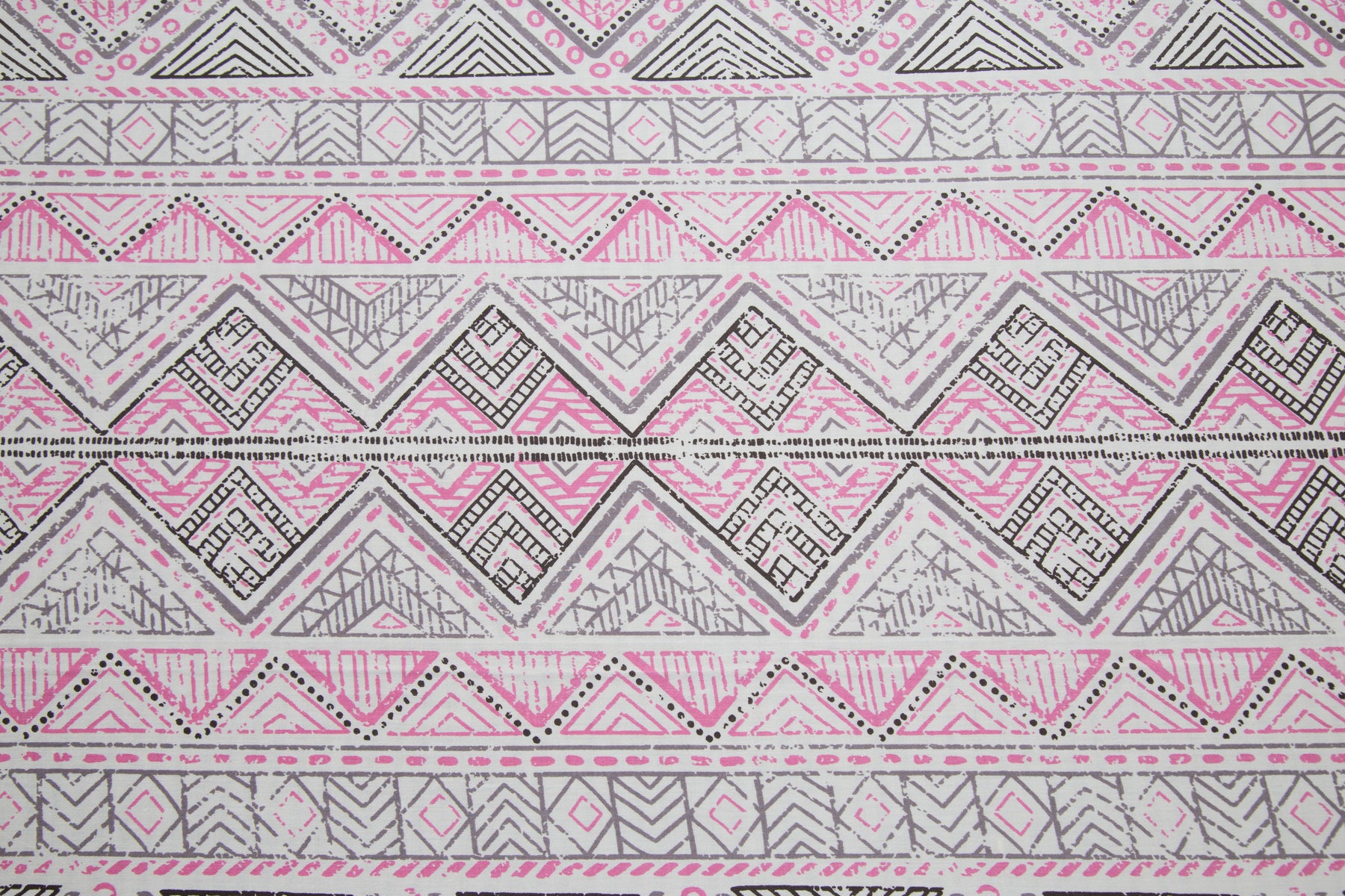 Donatella Austin Printed 200 TC 100% Cotton Pink Bed Sheet