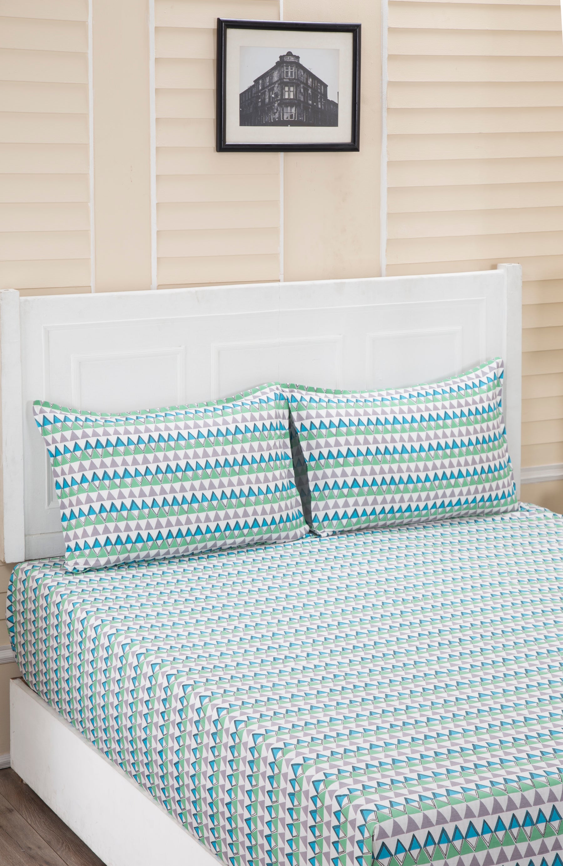 Donatella Elia Printed 200 TC 100% Cotton Blue Bed Sheet with Pillow Case