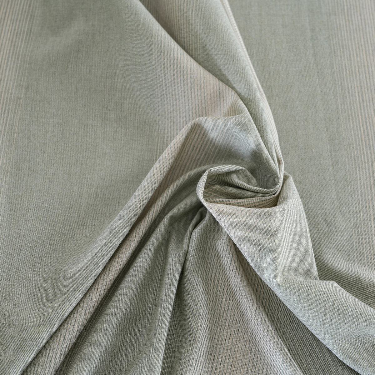 Rhythmic Stripe Reversible Made With Egyptian Cotton Ultra Soft Chameleon Green/Chinchilla Bed Sheet Set