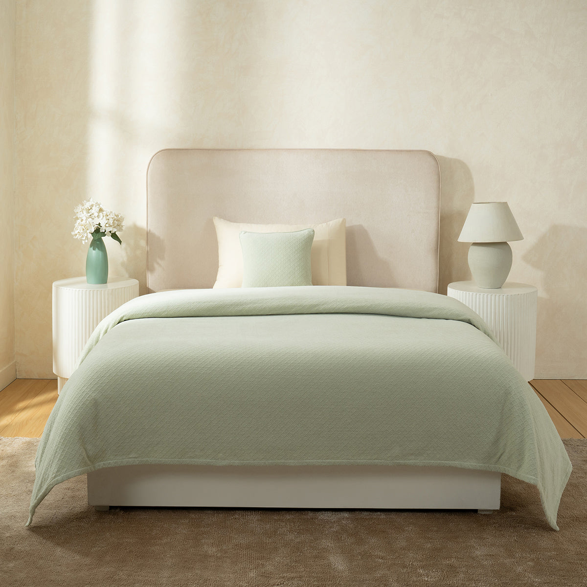 Blaize 100% Cotton Solid Weave Green Bed Cover