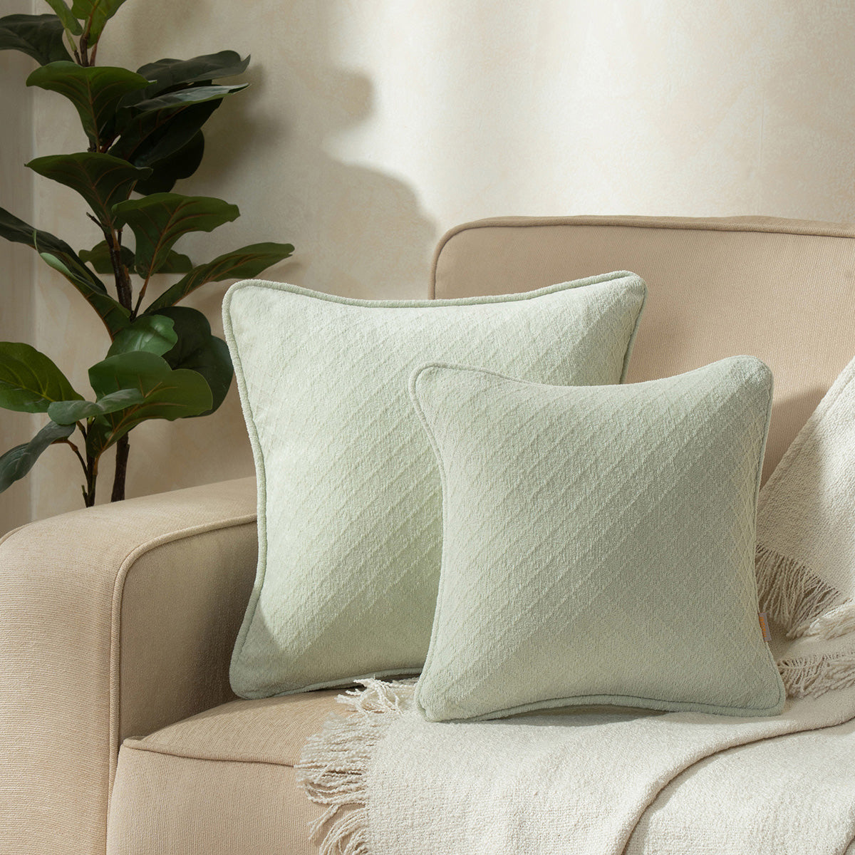 Blaize 100% Cotton Solid Weave Green Cushion Cover