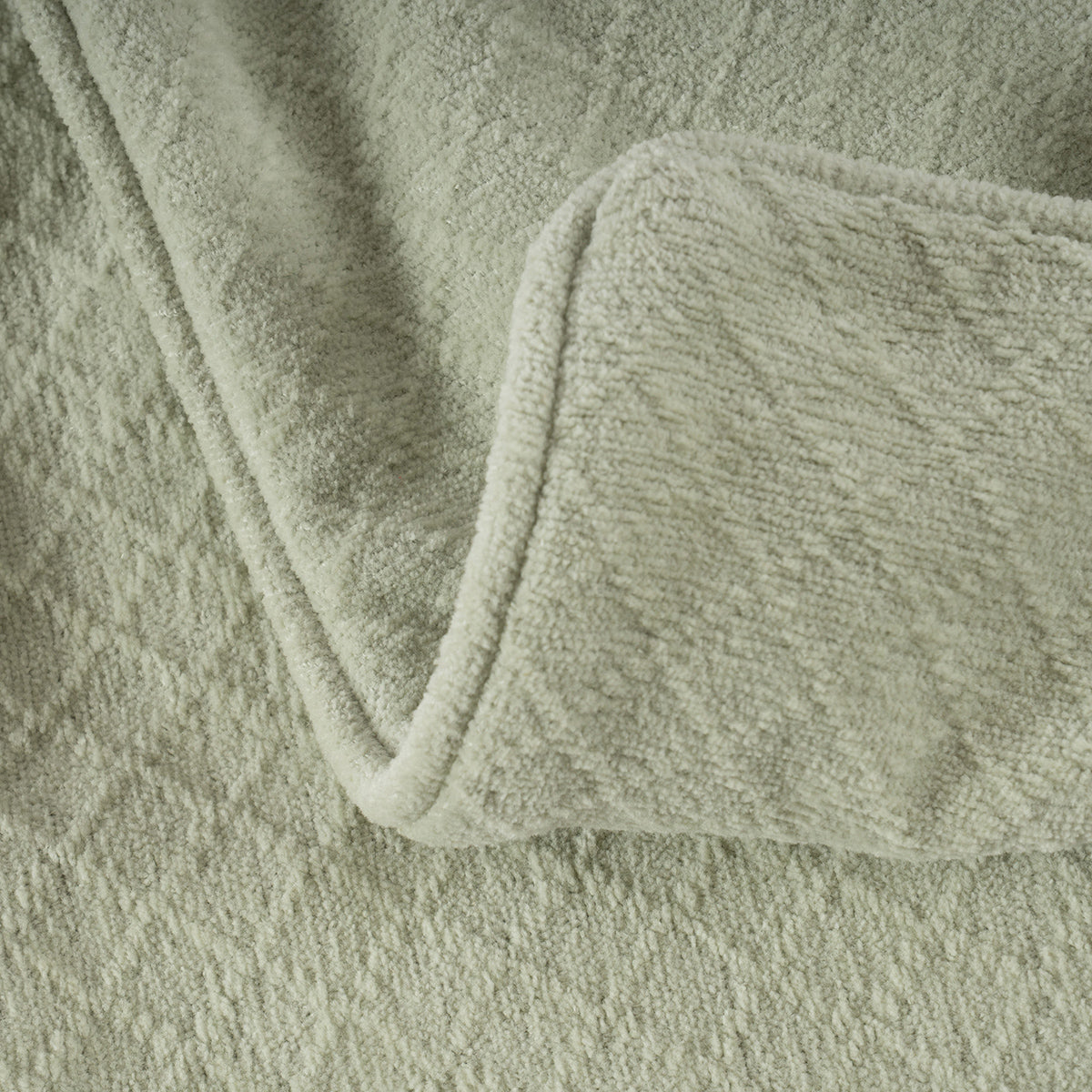 Blaize 100% Cotton Solid Weave Green Pillow Sham Set