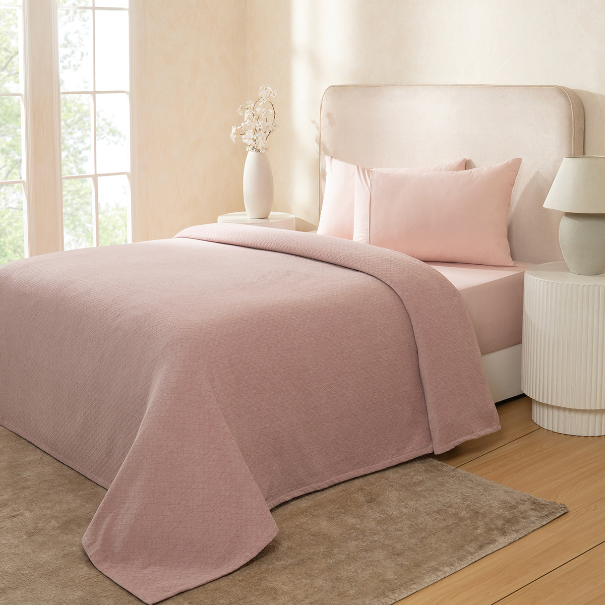 Blaize 100% Cotton Solid Weave Purple Bed Cover