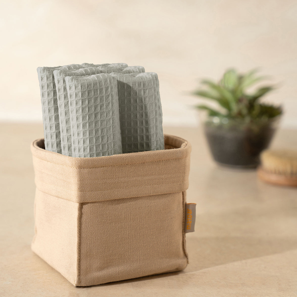 Catalina Waffle Antimicrobial Antifungal Super Absorbent Quick Dry Gym/Travel Grey Towel