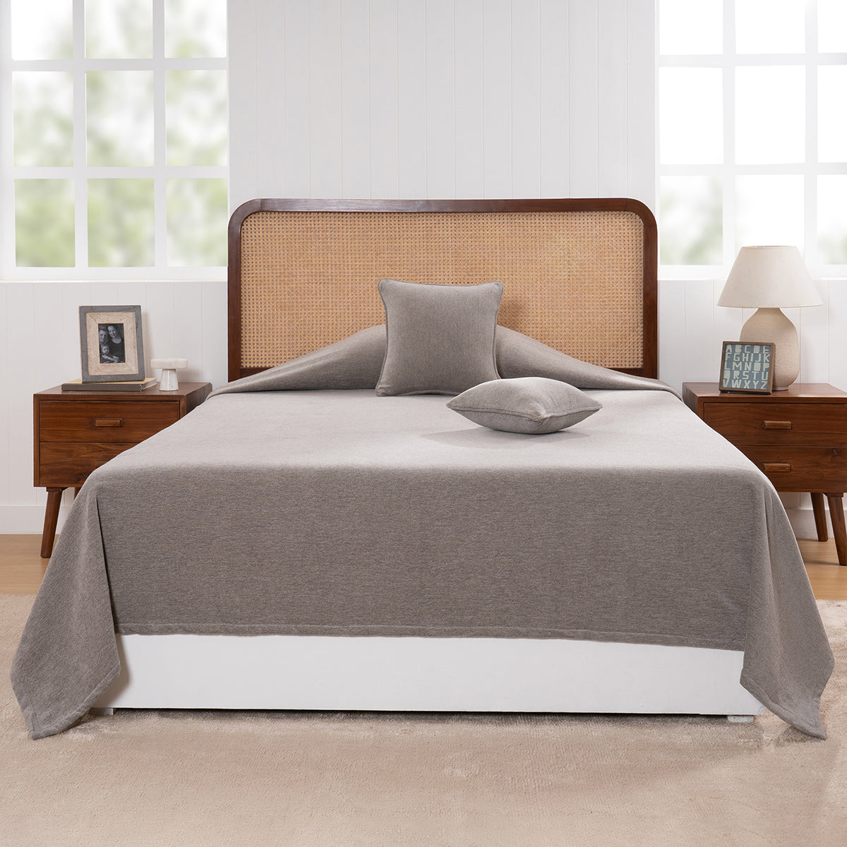 Charlotte Woven Silver Bed Cover /Blanket