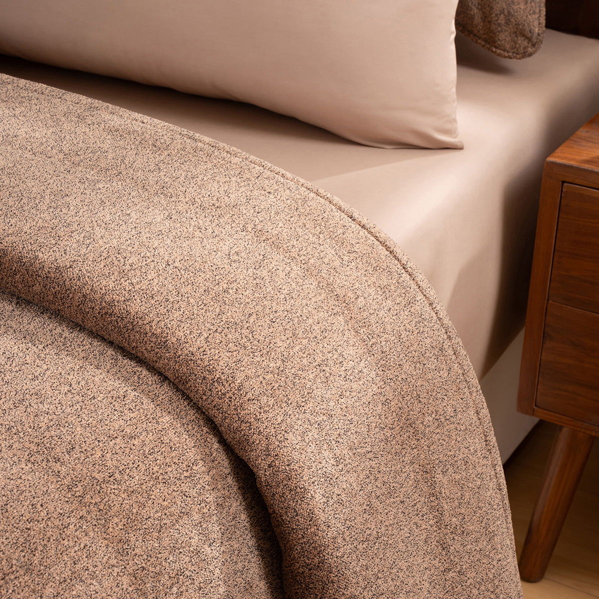 Charlotte Woven Tawny Brown Bed Cover /Blanket