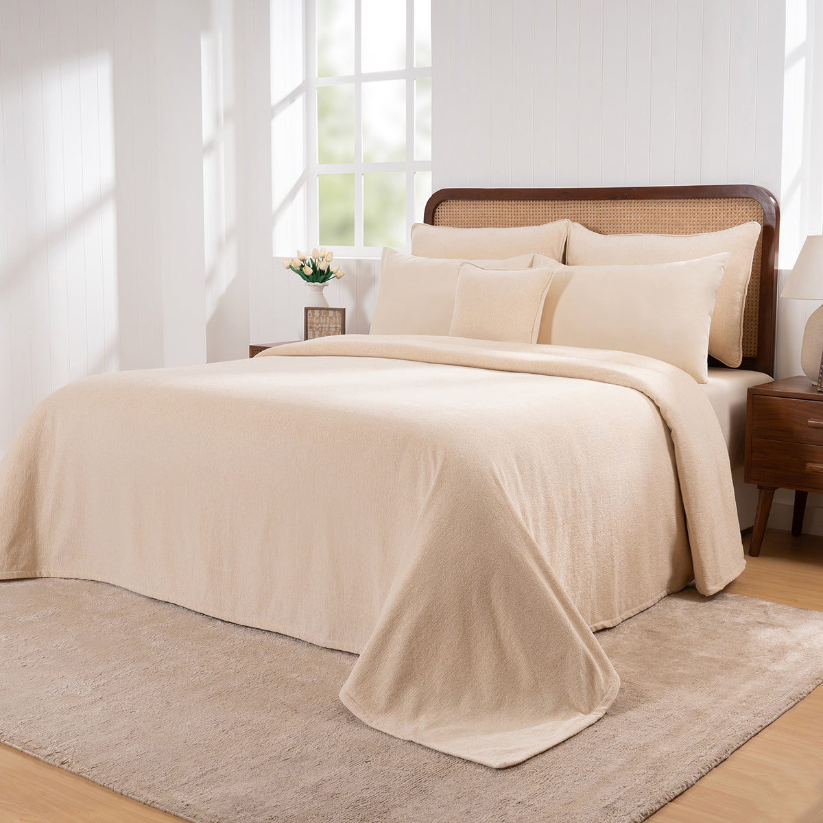 Charlotte Woven Vanilla Bed Cover /Blanket