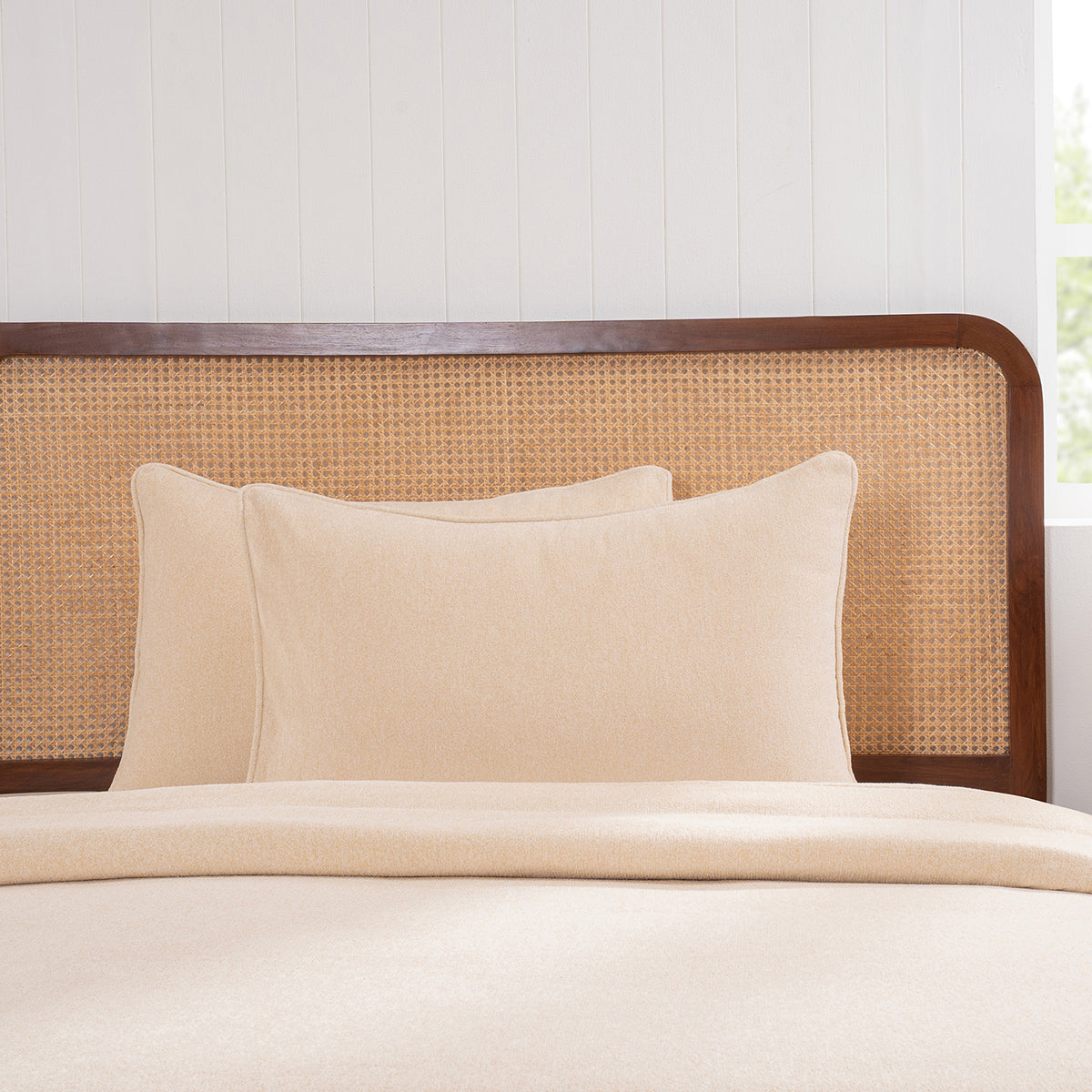 Charlotte Woven Vanilla Pillow Sham Set