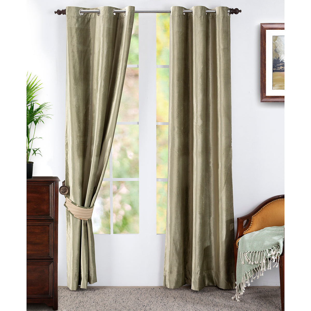 Deco Velvet Solid 2PC Green Curtain Set