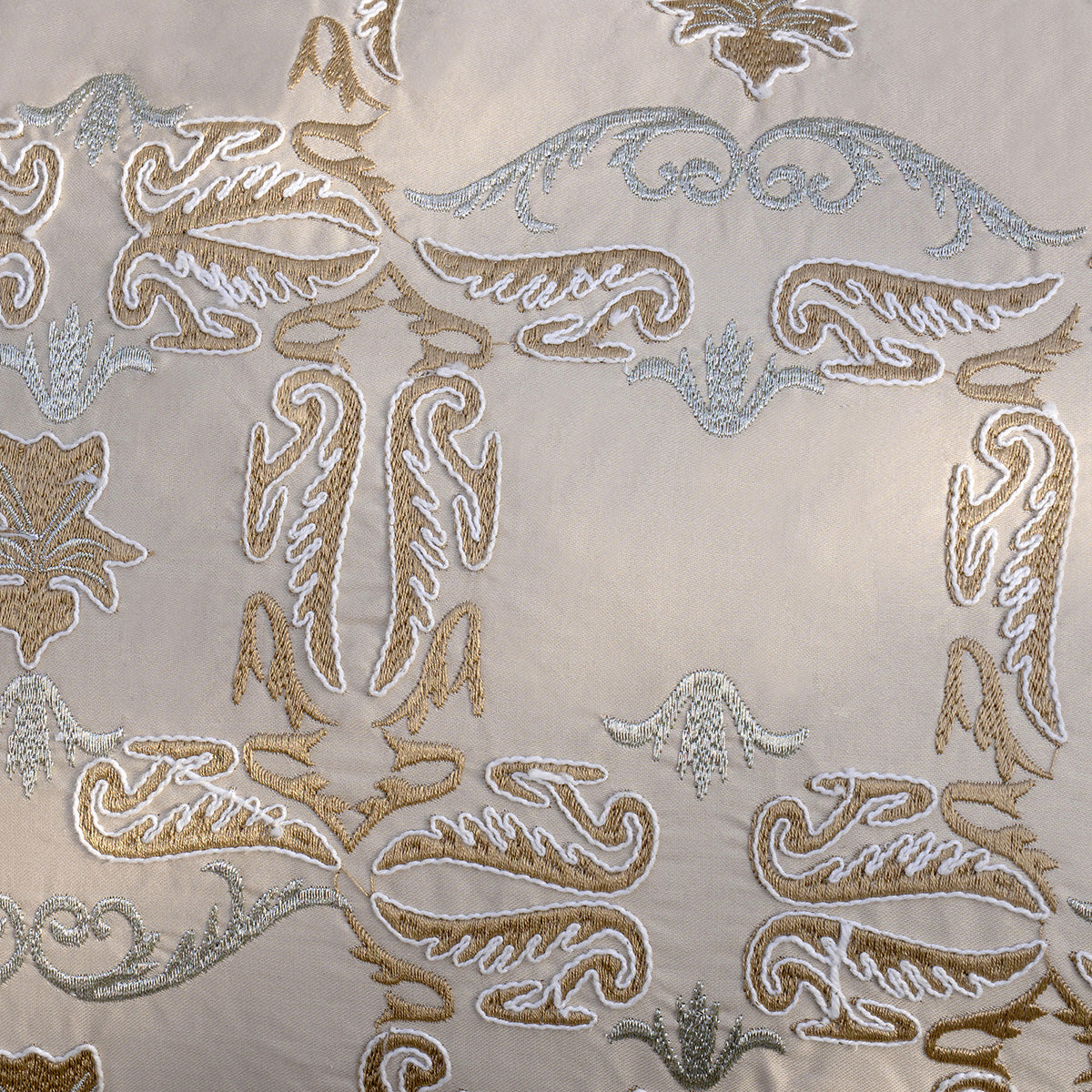 Imperial Essence Regal Fog Cushion Cover