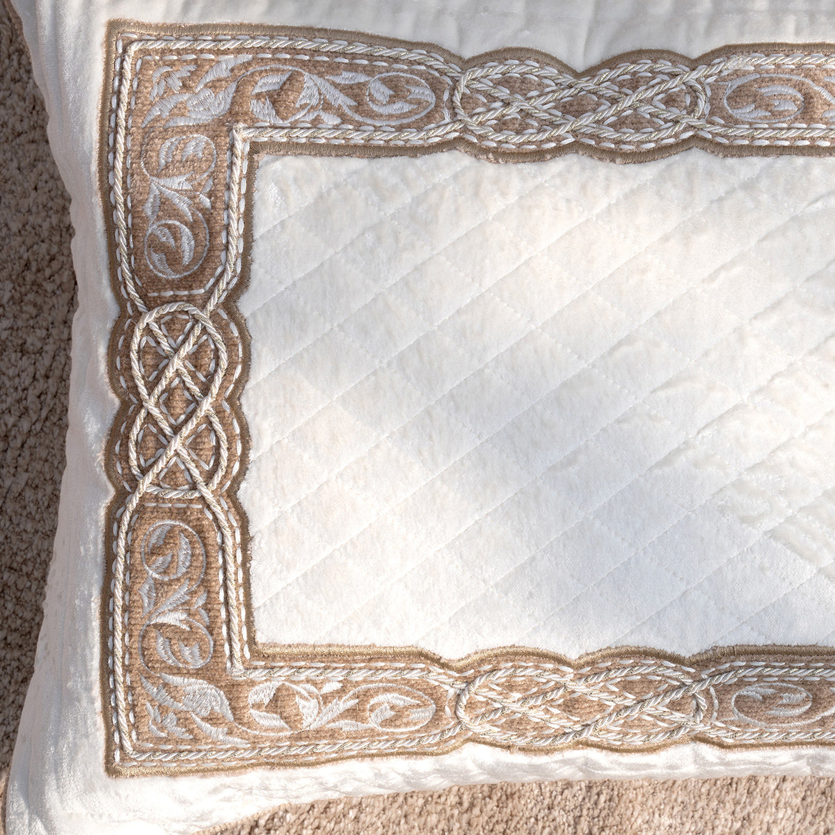 Imperial Essence Majestic Ivory Cushion Cover