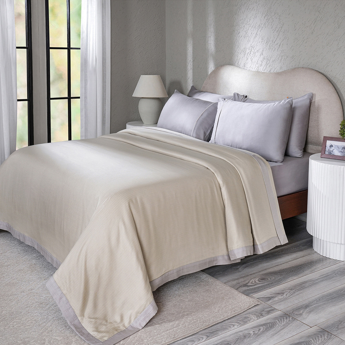 Clear Grid extremely soft Beige Dohar