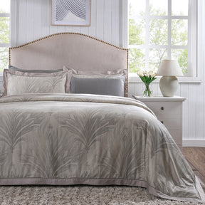 Classical Ornate Baroque Feathering Duvet Cover with Pillow Case Neutral