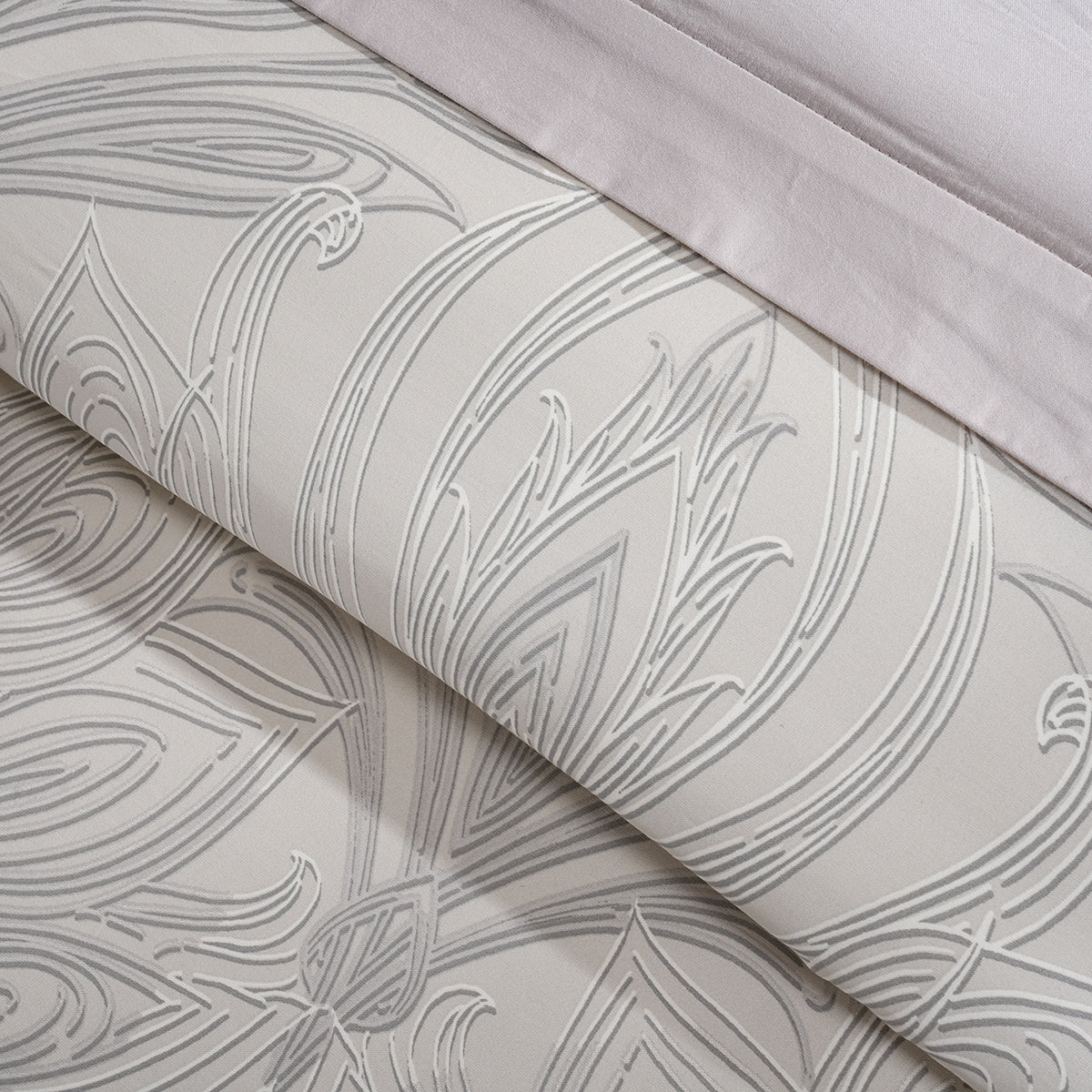 Classical Ornate Baroque Feathering Duvet Cover with Pillow Case Neutral