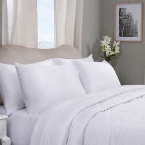 Essentials Noemi Soft and Silky 300GSM Winter White Duvet Insert/Quilt