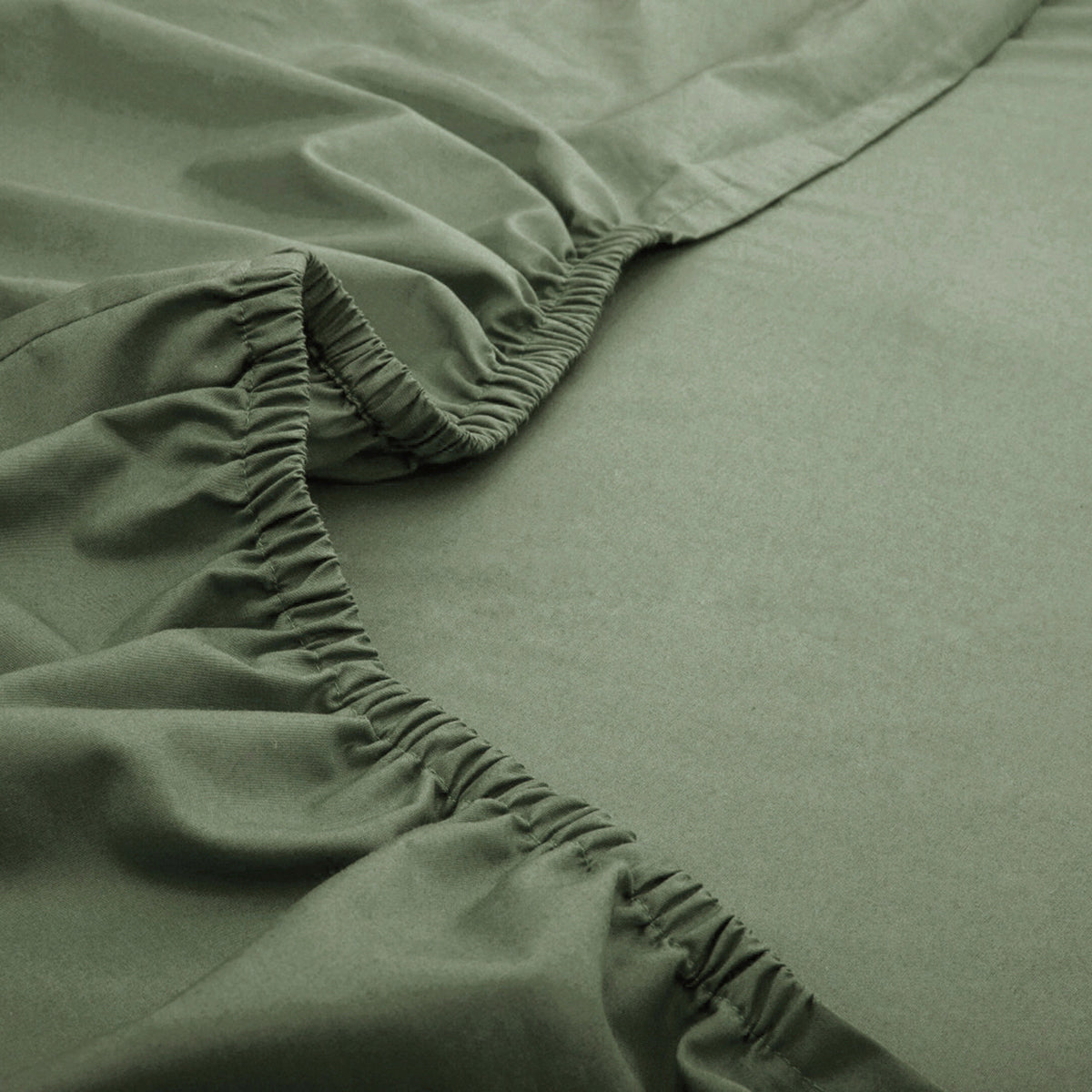 Slumber Plain Easy Care Percale 100% Cotton Green Fitted Sheet with Pillow Case