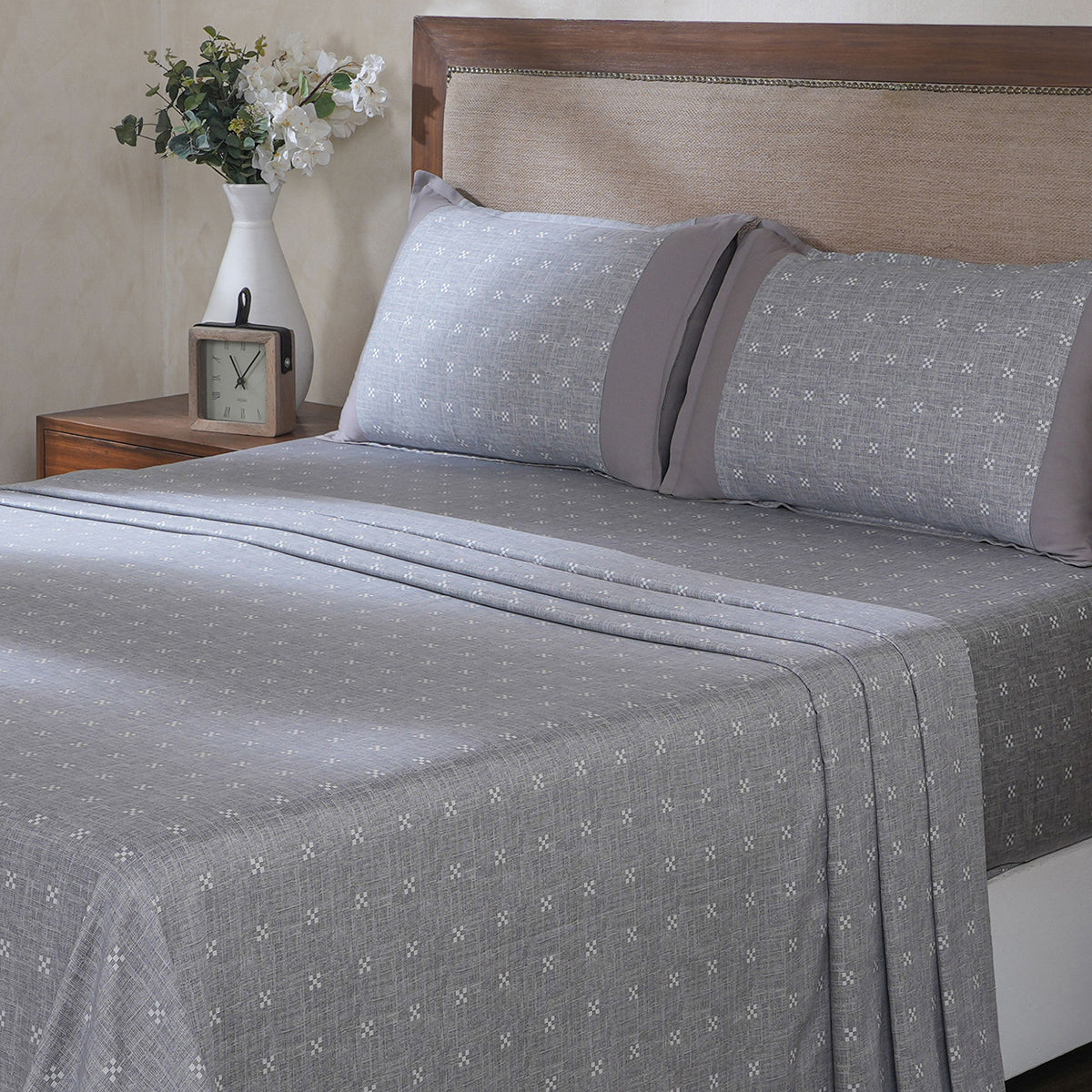 Hermosa Botanic Bloom Artisanal Aura 100% Cotton Printed Bedsheet with Pillow Case Grey