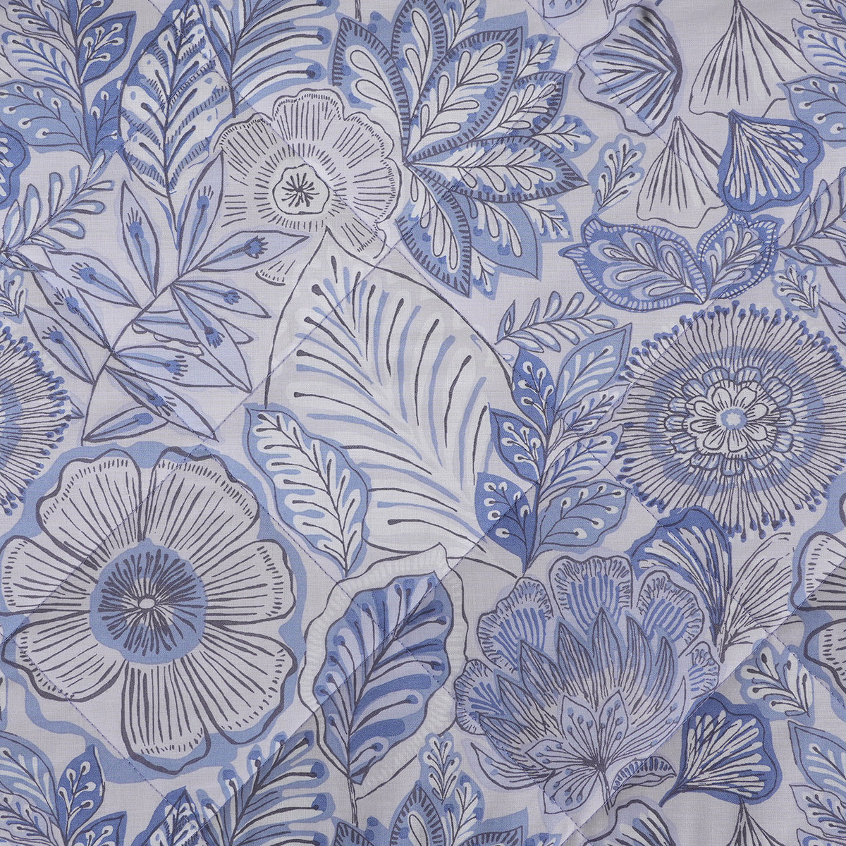 Hermosa Botanic Bloom Petaline Quilt Blue Shadow