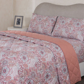 Hermosa Botanic Bloom Petaline Quilt Old Rose