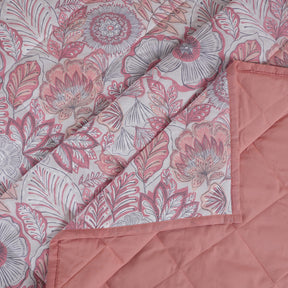 Hermosa Botanic Bloom Petaline Quilt Old Rose