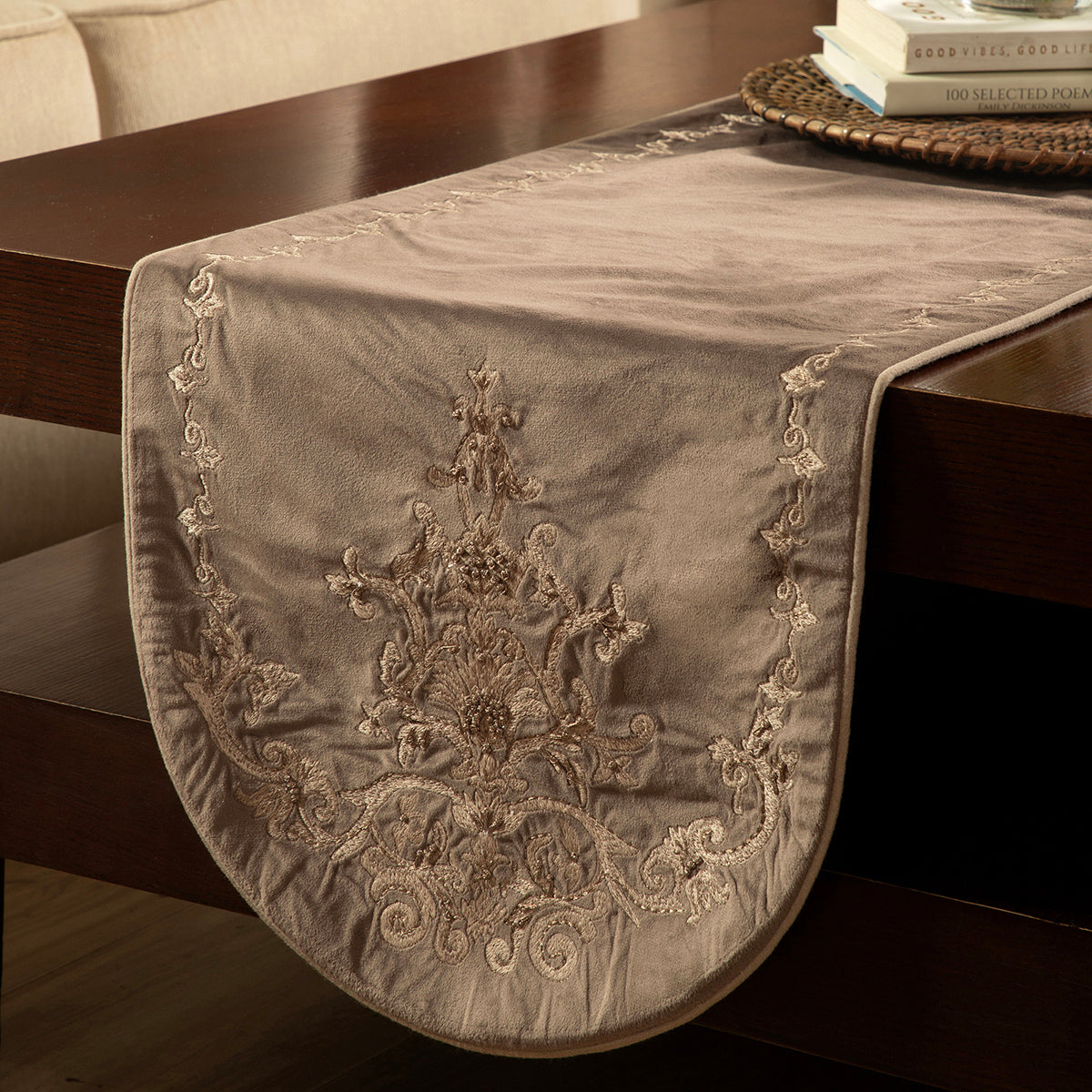 Maspar Grandeur 4Pcs Table Set Embroidered Hand Finished Brown