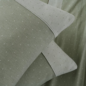 Muted Dot Reversible Made With Egyptian Cotton Ultra Soft Green Bed Sheet with Pillow Case