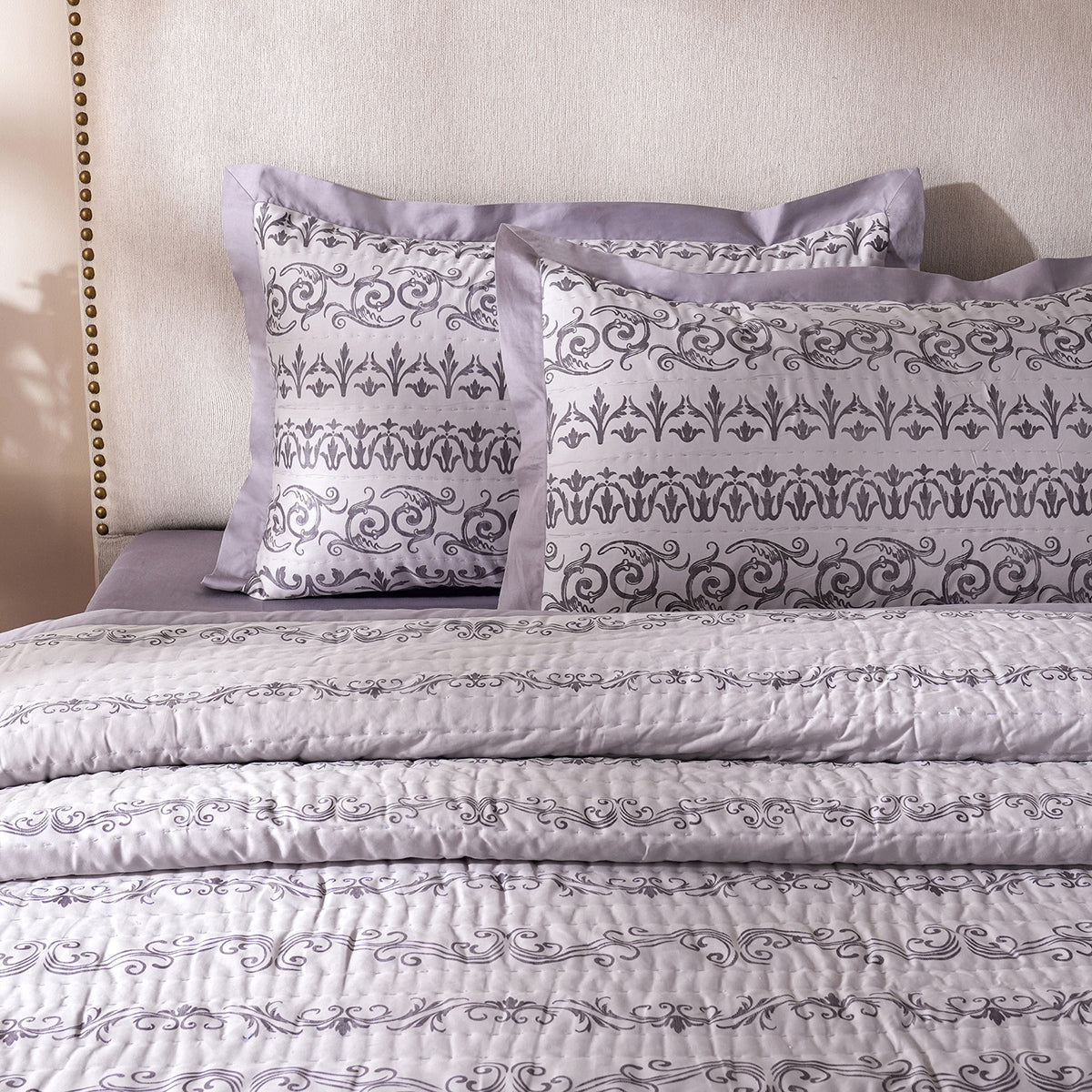 Ornamental Elegance Arabelle Quilt/Quilted Bed Cover Purple