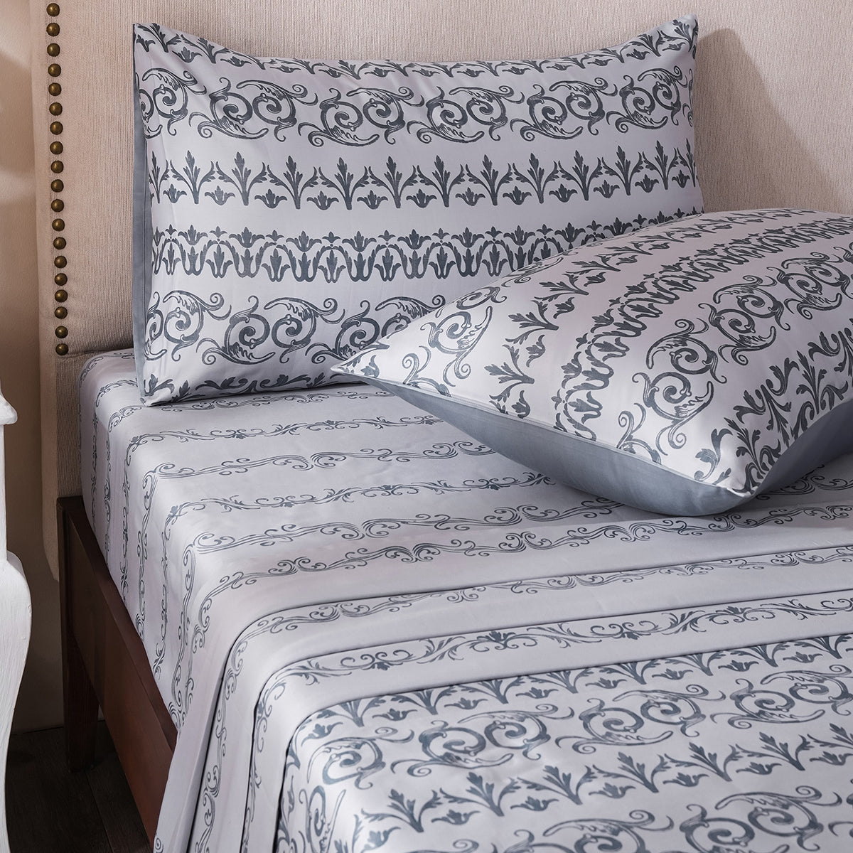 Ornamental Elegance Arablle 100% Cotton Bedsheet with Pillow Case Blue