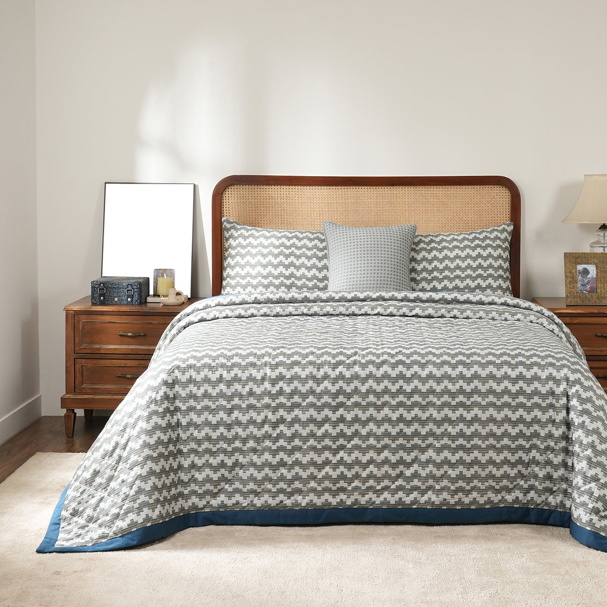 Quilt Set Ideal For Gifting Twisty Melange Quilt Set Blue