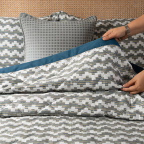 Quilt Set Ideal For Gifting Twisty Melange Quilt Set Blue