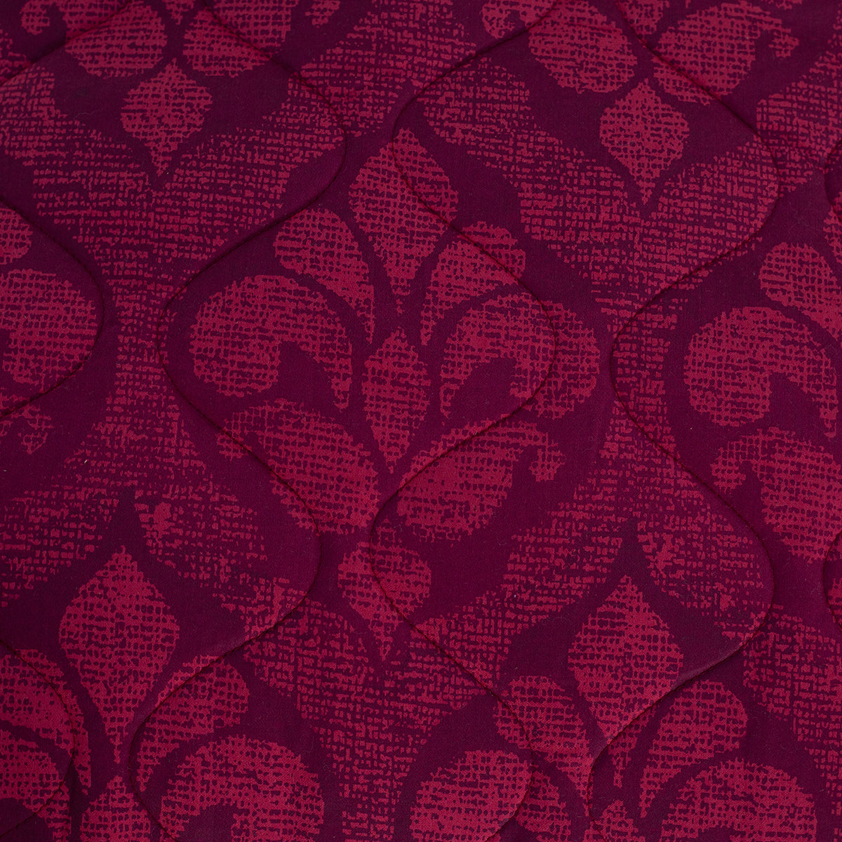 Folklore Transition Diamond Festivity Summer AC Quilt/Quilted Bed Cover/Comforter Red