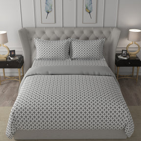 Hermosa Exotic Bouquet Elaine Grey Quilt