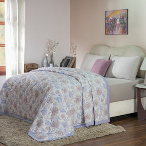 Hues PBS Refined Retro Jacobean Revive Quilt