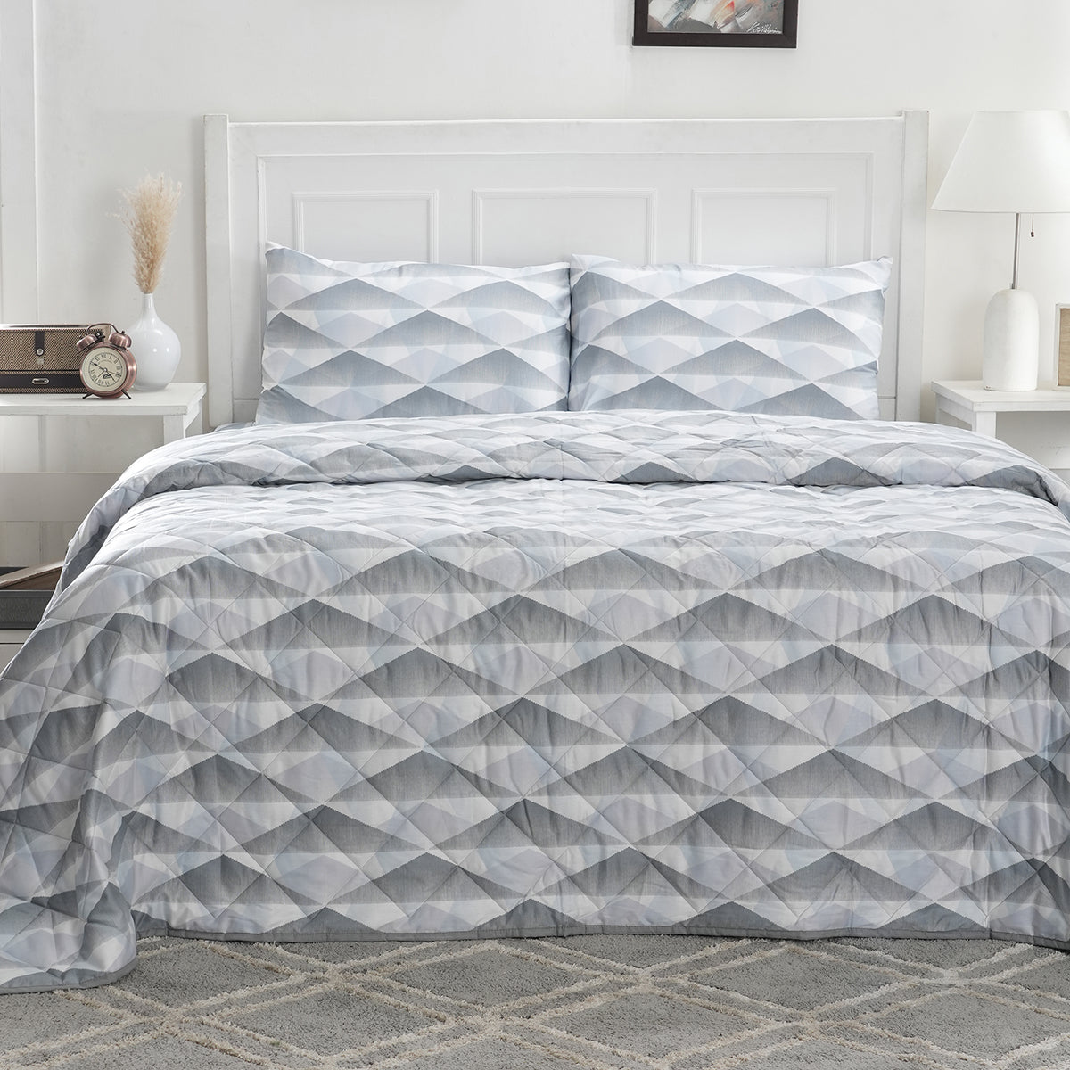 Royal Botanic 115 GSM Emerson Quilt/Quilted Bed Cover