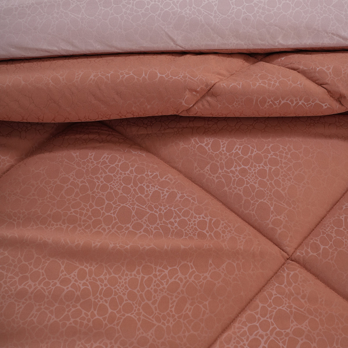 Hermosa Glister Pebble Rust 150GSM Reversible Summer AC Quilt