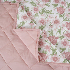 Sensory Bloom Blooming Petals extremely Cozy Pink Quilt